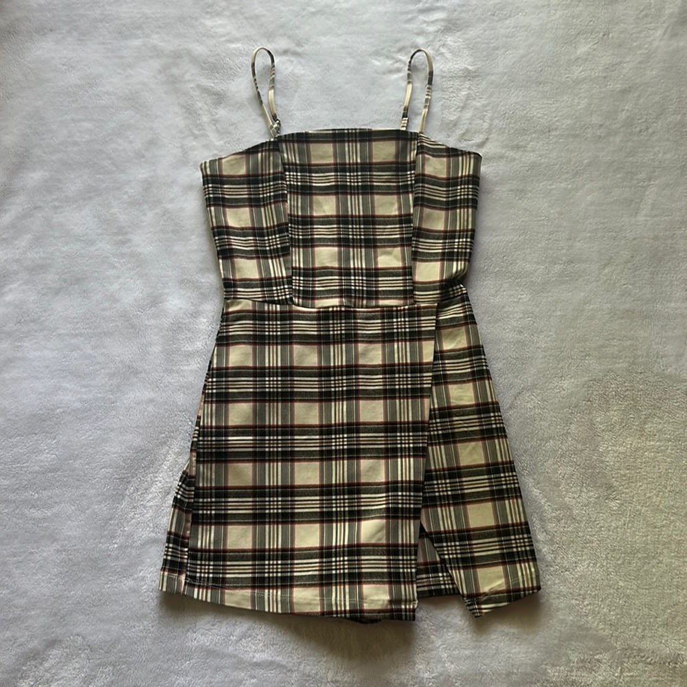 Plaid romper with front skirt slit